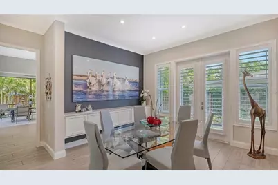 1959 Hibiscus Street, Sarasota, FL 34239 - Photo 11