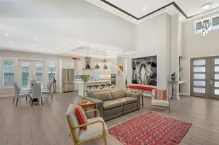 1959 Hibiscus St, Sarasota, FL 34239 - Photo 5