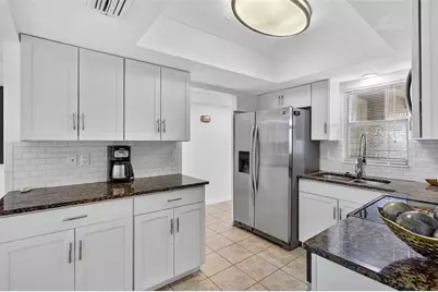 1884 Southpointe Drive, Sarasota, FL 34231 - Photo 57
