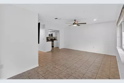 1884 Southpointe Drive, Sarasota, FL 34231 - Photo 49