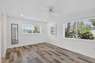 1884 Southpointe Dr, Sarasota, FL 34231 - Photo 51