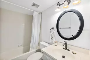 1711 Pelican Cove Rd, Sarasota, FL 34231 - Photo 19