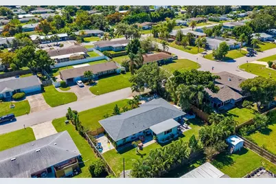 2609 Hibiscus Street, Sarasota, FL 34239 - Photo 37