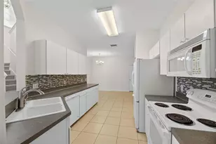 6418 Rosefinch Ct, Lakewood Ranch, FL 34202 - Photo 13