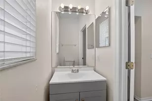 6418 Rosefinch Ct, Lakewood Ranch, FL 34202 - Photo 5