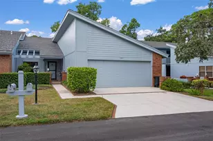 2644 Moss Oak Dr, Sarasota, FL 34231 - Photo 1