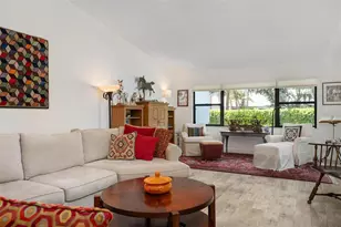 2644 Moss Oak Dr, Sarasota, FL 34231 - Photo 11