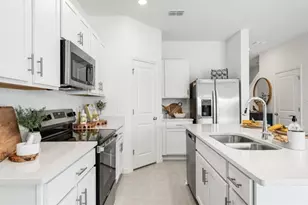 10765 Eclipse St, Sarasota, FL 34241 - Photo 9