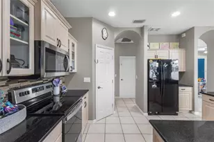 111 141st Ct NE, Bradenton, FL 34212 - Photo 5