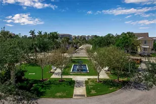 321 Sapphire Lake Dr, Bradenton, FL 34209 - Photo 9