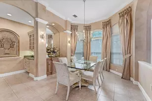 8125 Collingwood Ct, University Park, FL 34201 - Photo 9