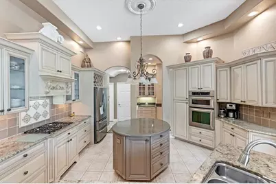 8125 Collingwood Court, University Park, FL 34201 - Photo 13