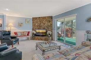 4503 Coral Lake Dr, Bradenton, FL 34210 - Photo 9