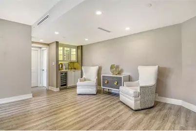 1211 Gulf Of Mexico Drive #108, Longboat Key, FL 34228 - Photo 11