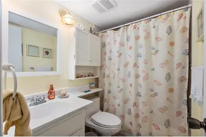 1720 Glenhouse Drive #330, Sarasota, FL 34231 - Photo 15