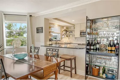 450 Gulf Of Mexico Drive #B207, Longboat Key, FL 34228 - Photo 9