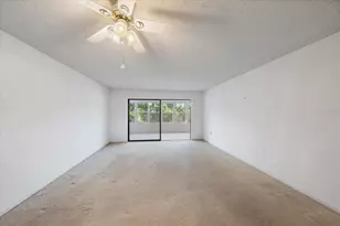 182 Pineneedle Dr, Bradenton, FL 34210 - Photo 7