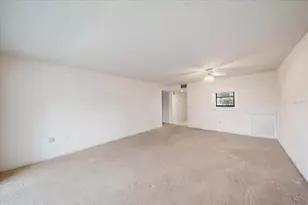 182 Pineneedle Dr, Bradenton, FL 34210 - Photo 9