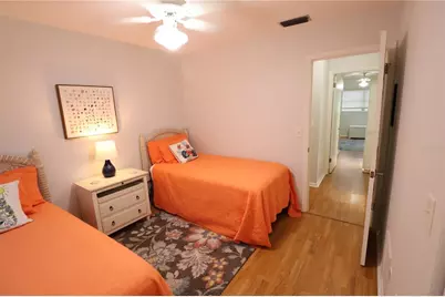 5981 Hibiscus Drive, Bradenton, FL 34207 - Photo 9