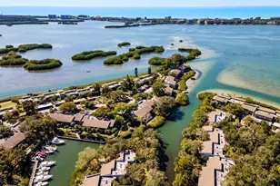 1526 Pelican Point Dr, Sarasota, FL 34231 - Photo 19