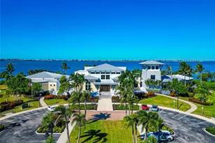 395 Aruba Cir, Bradenton, FL 34209 - Photo 35