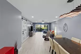 1627 Boathouse Cir, Sarasota, FL 34231 - Photo 11