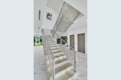 4035 Bay Shore Road, Sarasota, FL 34234 - Photo 15