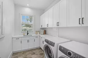 5058 Windward Ave, Sarasota, FL 34242 - Photo 29