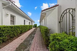 2254 Harbour Ct Dr, Longboat Key, FL 34228 - Photo 3