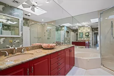 2254 Harbour Court Drive, Longboat Key, FL 34228 - Photo 23