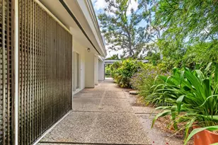 3721 Flamingo Ave, Sarasota, FL 34242 - Photo 11