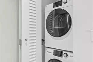 230 Sands Point Rd, Longboat Key, FL 34228 - Photo 21