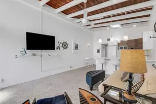 1129 Seaside Dr, Sarasota, FL 34242 - Photo 3