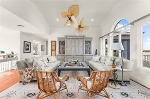 757 Hideaway Bay Dr, Longboat Key, FL 34228 - Photo 11