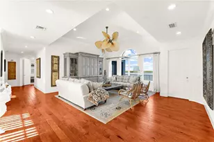 757 Hideaway Bay Dr, Longboat Key, FL 34228 - Photo 9