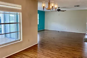 7302 9th Ave W, Bradenton, FL 34209 - Photo 9