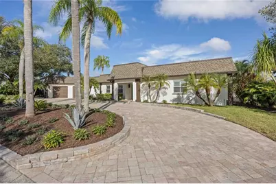 5025 Marsh Field Road, Sarasota, FL 34235 - Photo 3