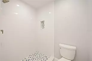 5025 Marsh Field Rd, Sarasota, FL 34235 - Photo 39