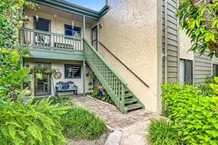 1623 Pelican Cove Rd, Sarasota, FL 34231 - Photo 9