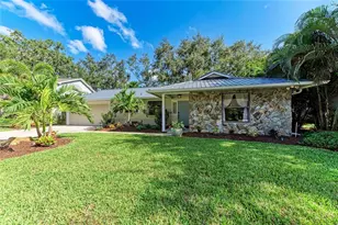 6910 Arbor Oaks Ct, Bradenton, FL 34209 - Photo 5