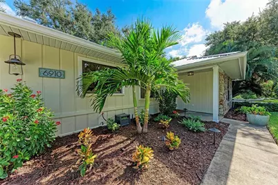 6910 Arbor Oaks Court, Bradenton, FL 34209 - Photo 7