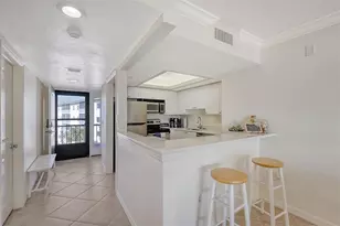 8710 Midnight Pass Rd, Sarasota, FL 34242 - Photo 23