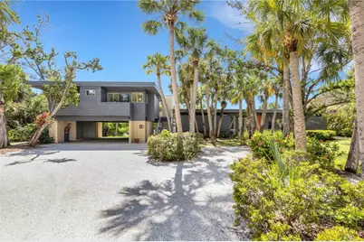 62 Sandy Hook Road S, Sarasota, FL 34242 - Photo 1