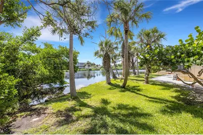 62 Sandy Hook Road S, Sarasota, FL 34242 - Photo 45