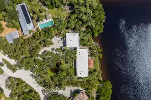 62 Sandy Hook Rd S, Sarasota, FL 34242 - Photo 3