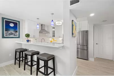 5880 Midnight Pass Road #907, Sarasota, FL 34242 - Photo 5