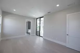 212 Blue Mist Wy, Sarasota, FL 34240 - Photo 5