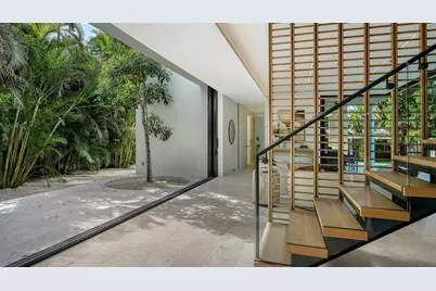 1642 Bahia Vista Street, Sarasota, FL 34239 - Photo 59