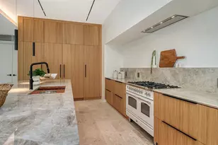 1642 Bahia Vista St, Sarasota, FL 34239 - Photo 23