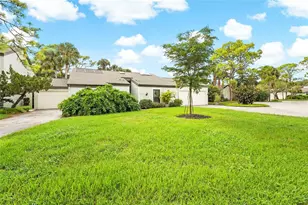 4302 Woodmans Chart, Sarasota, FL 34235 - Photo 5